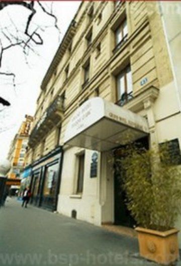 Hotel Grand Jeanne D'arc 2*